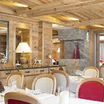 Les Mélèzes Hotel