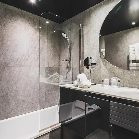 Les Mélèzes Hotel 3*