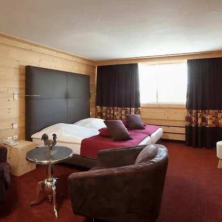 Les Melezes Hotell 3*
